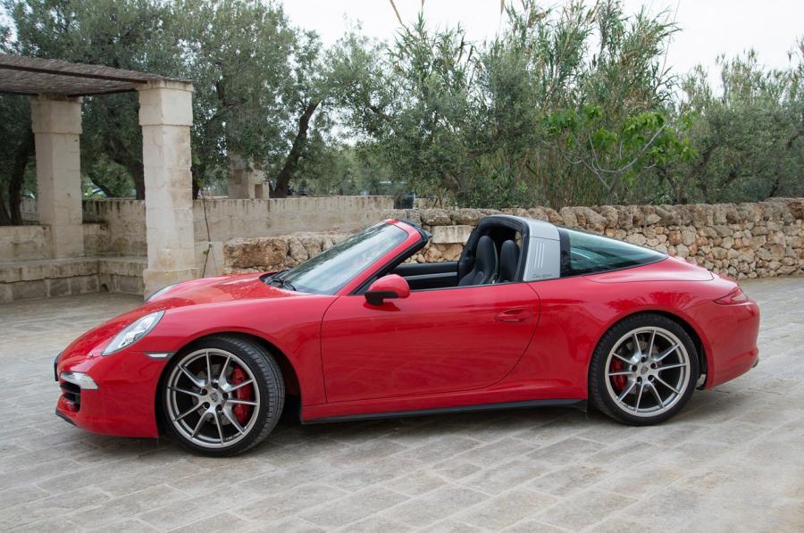  Porsche 911 Targa 2014 года  (фото 31 из 42)